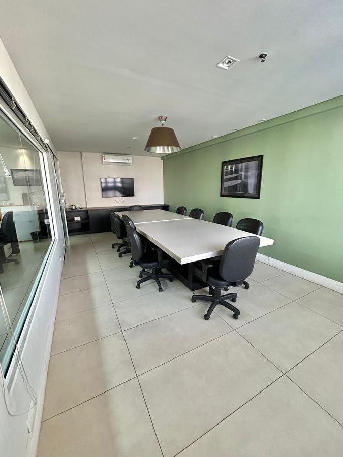 Sala de conferência do Top Office, foto 2 de 3