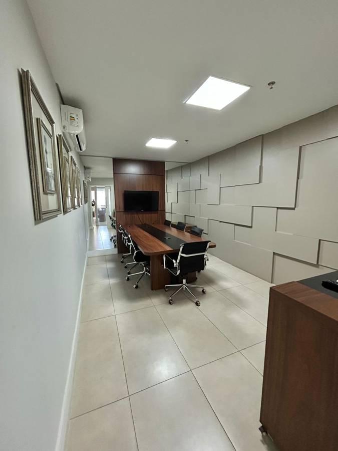 Sala de reunião do Top Office, foto 2 de 3